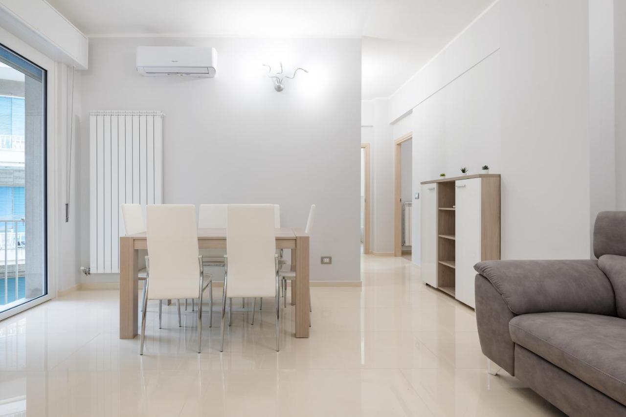 Modern Flat 250 Mt From The Sea - Albissola Marina Apartamento Exterior foto