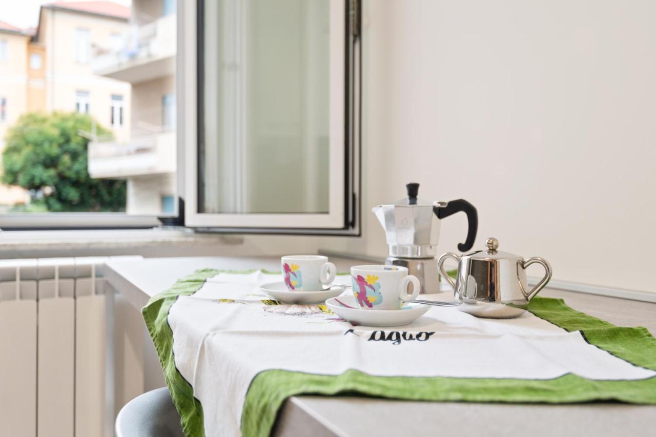 Modern Flat 250 Mt From The Sea - Albissola Marina Apartamento Exterior foto