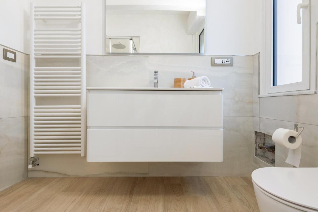 Modern Flat 250 Mt From The Sea - Albissola Marina Apartamento Exterior foto